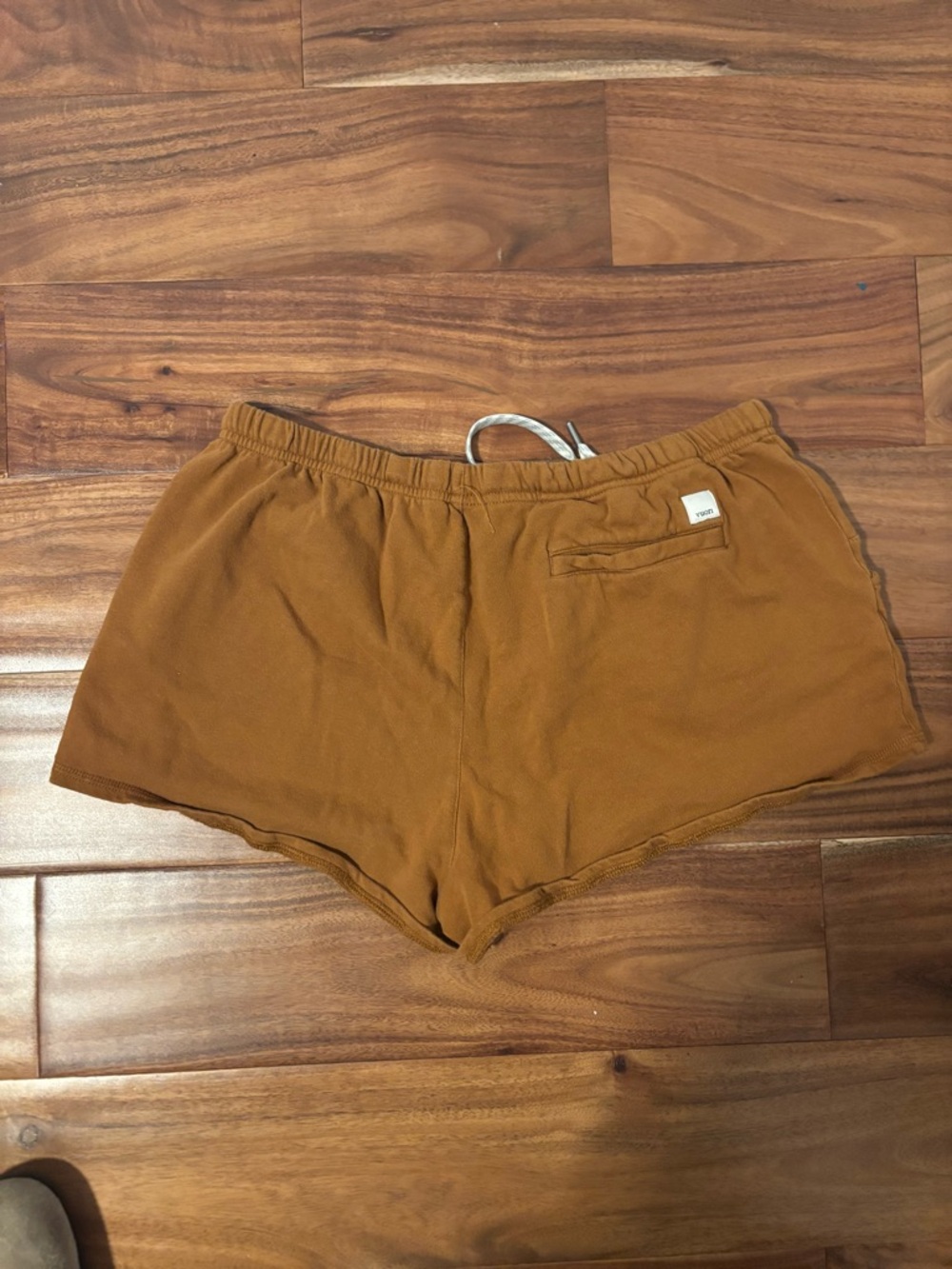 Vuori Women's Drawstring Athletic Shorts in Rust - Picture 2 of 2